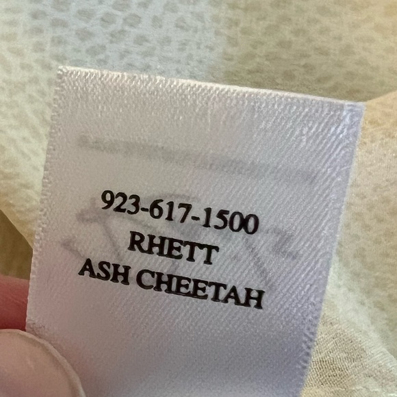 Rails Long Sleeve Silk Blouse - Picture 8 of 11